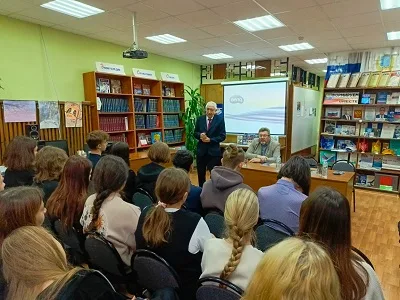 РАЗМЫШЛЕНИЯ О ПРОШЛОМ И БУДУЩЕМ
