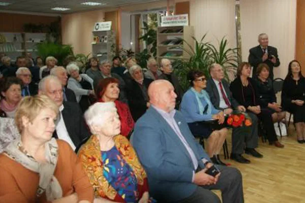ЦГБ. Открытие Литературного музея саратовских писателей — фото 1