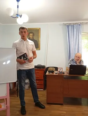 Состоялось первое в новом сезоне занятие литературной студии "Голоса поколений"
