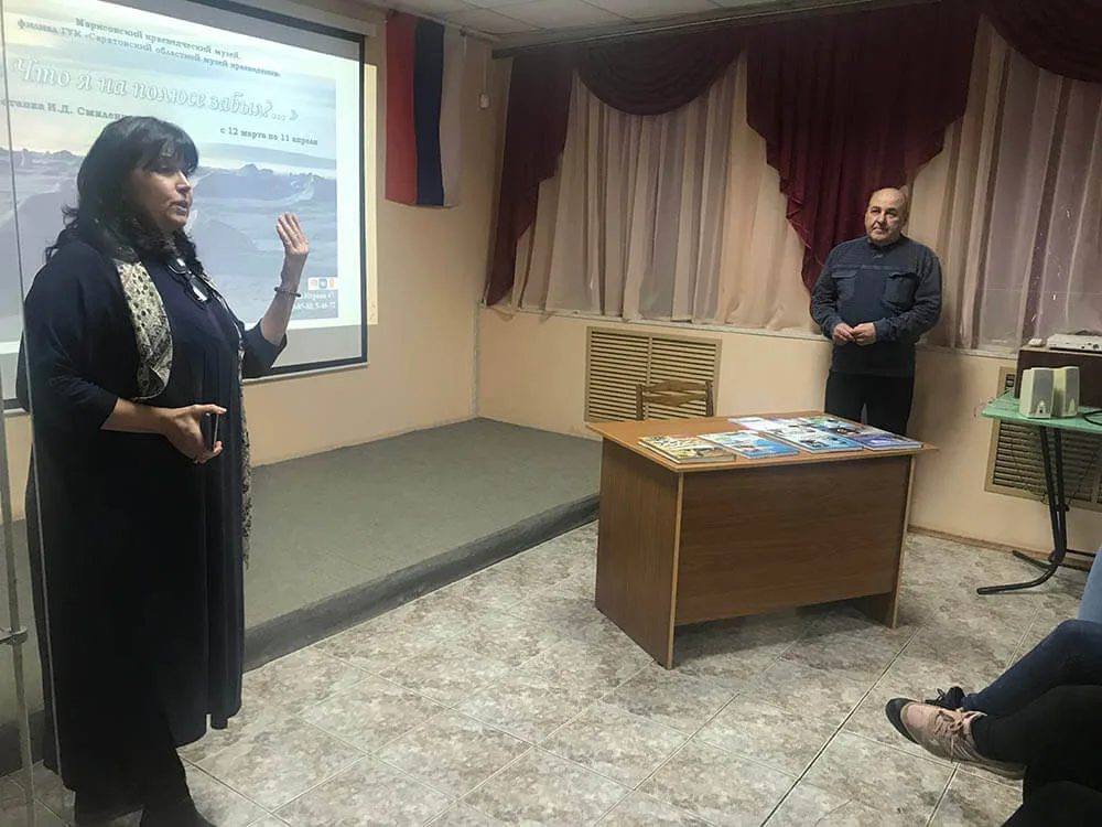 Открытие фотовыставки в г. Марксе в краеведческом музее и встреча с учащимися и жителями города Маркса — фото 3