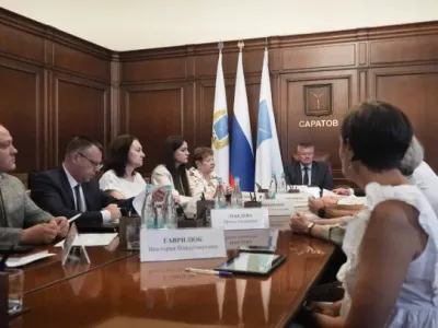 Мэр Саратова М.А.Исаев поддержал инициативу писателей.